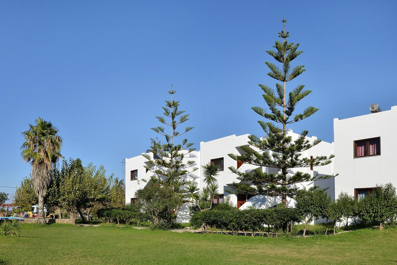 San Antonio Apartments คอลิมวาริออน ภายนอก รูปภาพ