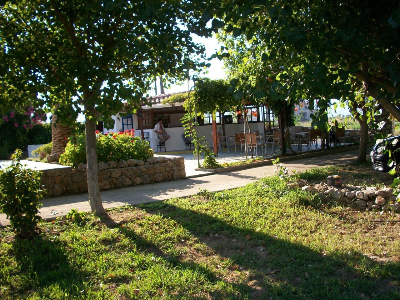 San Antonio Apartments คอลิมวาริออน ภายนอก รูปภาพ